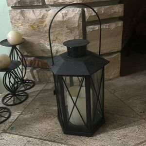 Iron cast battery operated lantern